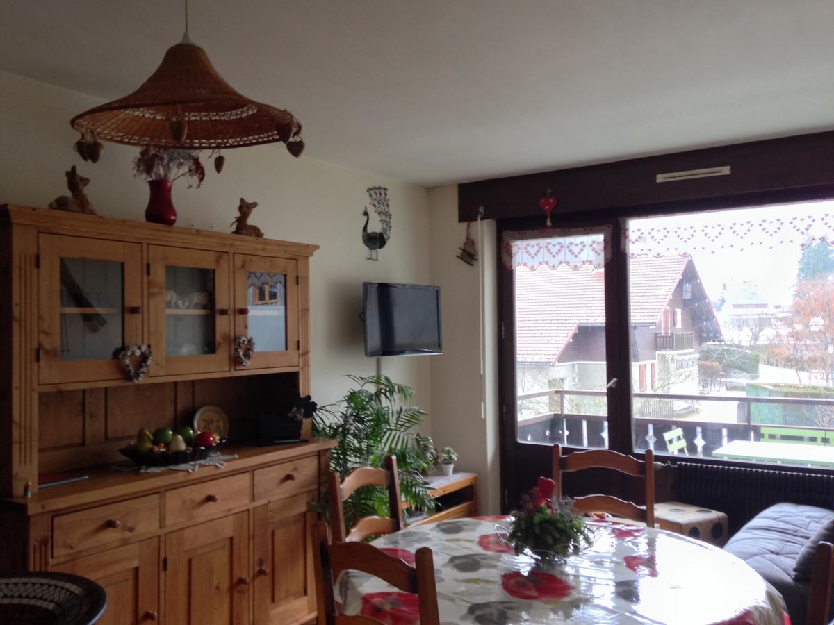 Appartement Le Frene Thones Bagian luar foto